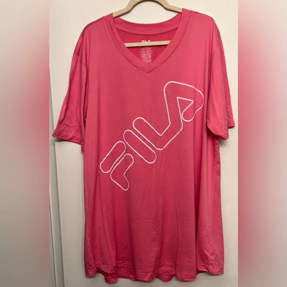 FILA Sleepwear Women's Plus Size 1X Pink V-Neck Nightgown